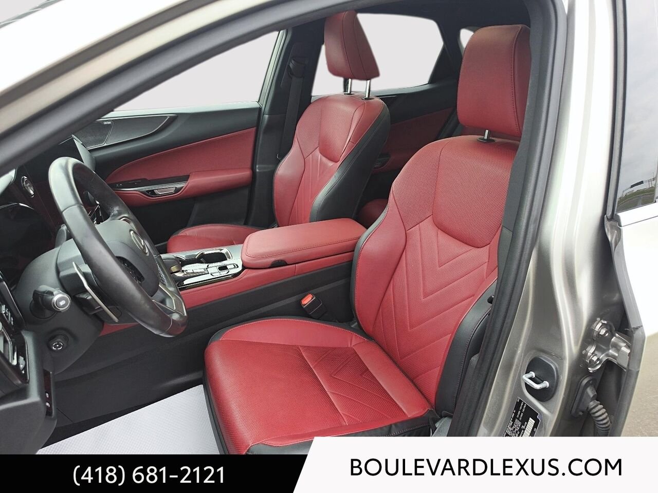 Lexus NX 19837A 2024 Argent Québec - photo #8