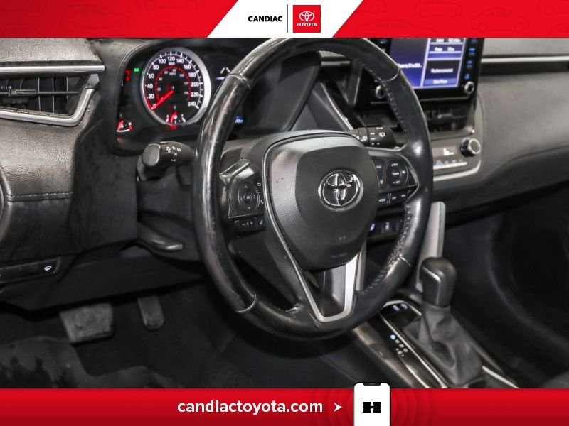 Toyota Corolla 2022 Rouge Saint-Eustache - photo #11