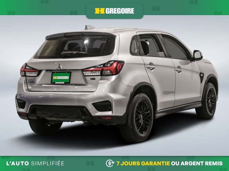 2021 Mitsubishi RVR Grey Laval - photo #8
