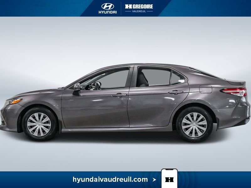 2020 Toyota Camry Grey Laval - photo #5