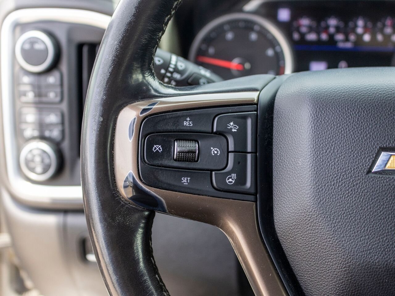 Chevrolet Silverado 2500HD High Country cabine multiplace 4RM 159 po 2022 Blanc Châteauguay - photo #10