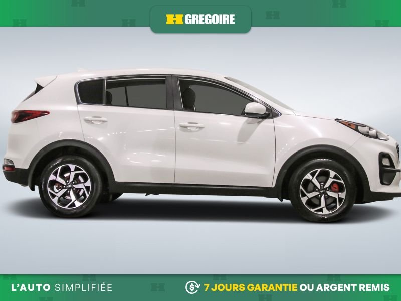 Kia Sportage 821935 | LX FWD AUTO AC MAGS GR ELECT CAM RECUL BLEUTOOTH 2020 Blanc Laval - photo #10
