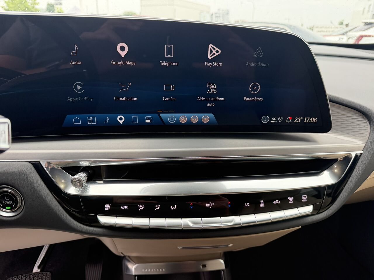 2024 Cadillac LYRIQ SPORT AWD NIVEAU 3 NAPPA FINANCEMENTÀ PARTIR 0.99% Green Laval - photo #24