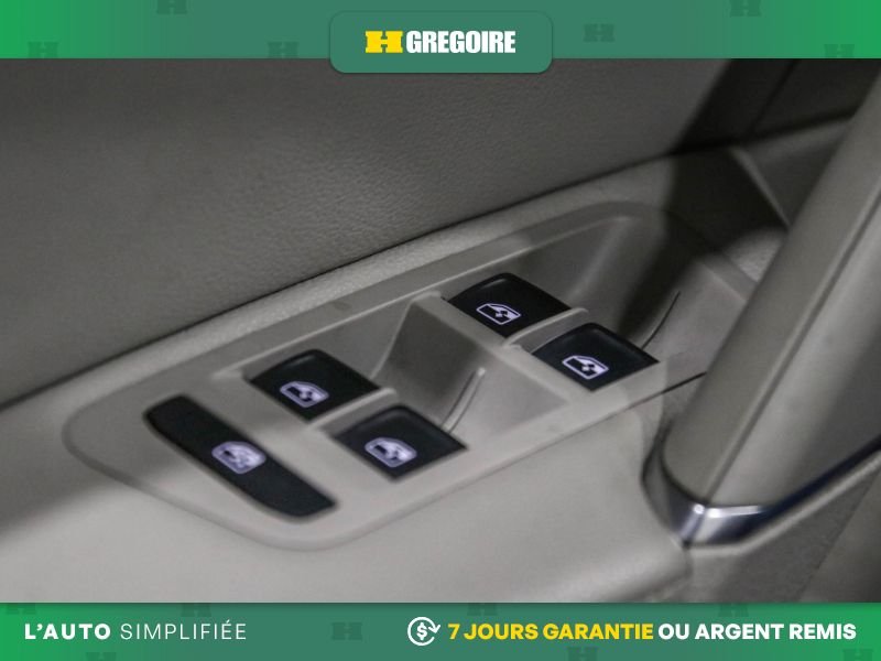 Volkswagen Golf 2019 Bleu Laval - photo #15