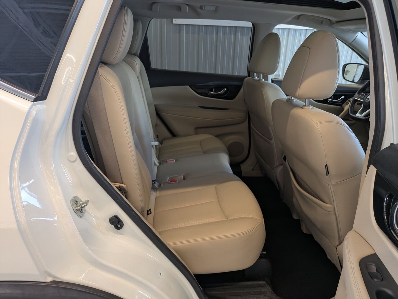Nissan Rogue 2018 Blanc Gatineau - photo #15