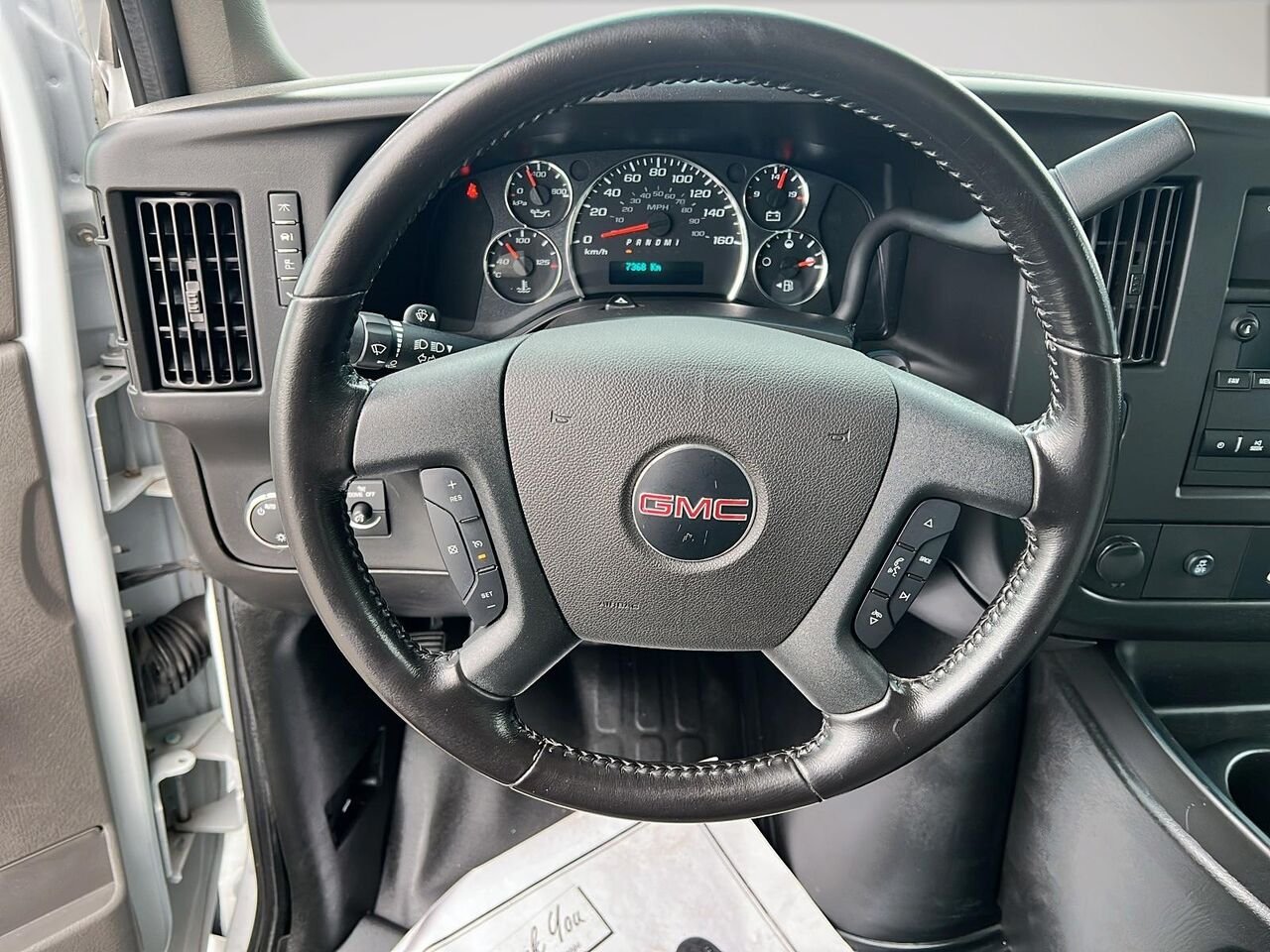 2023 GMC Fourgonnette commerciale Savana White Québec - photo #11