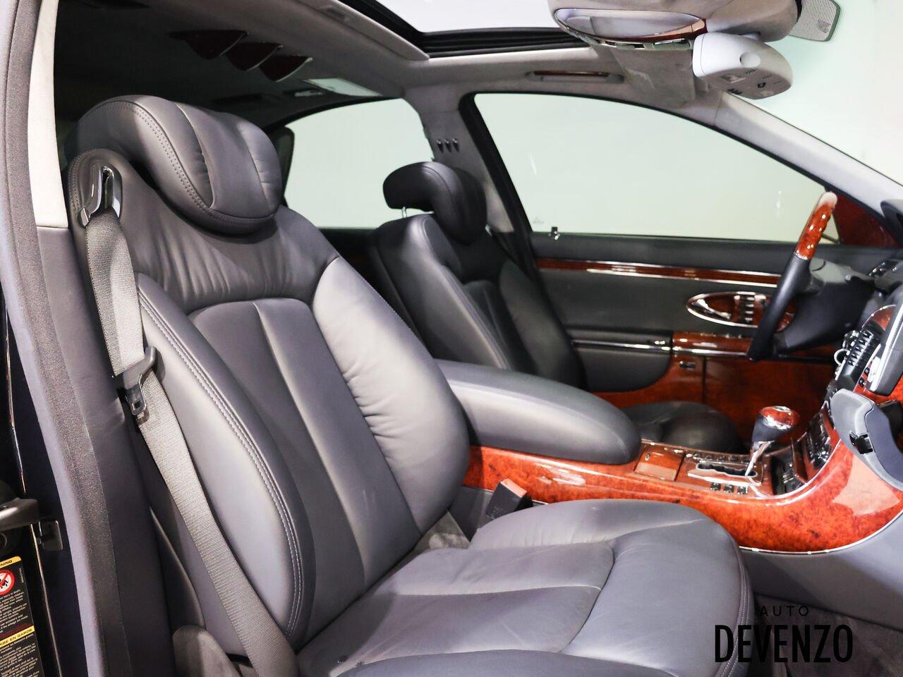 2009 Maybach 57 Blue Saint-Eustache - photo #7