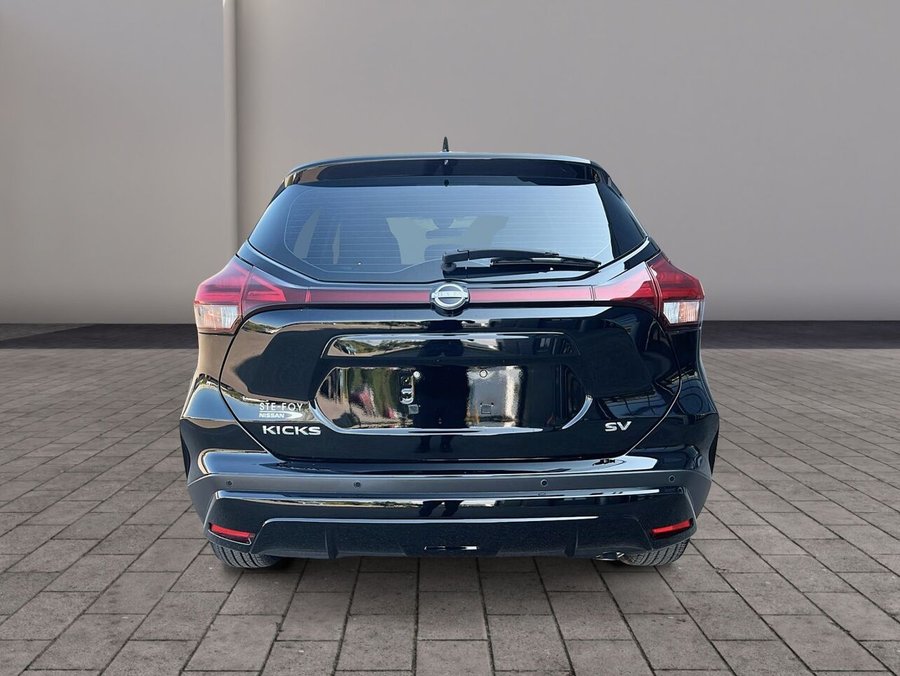 2024 Nissan Kicks SV TA 2024 Black