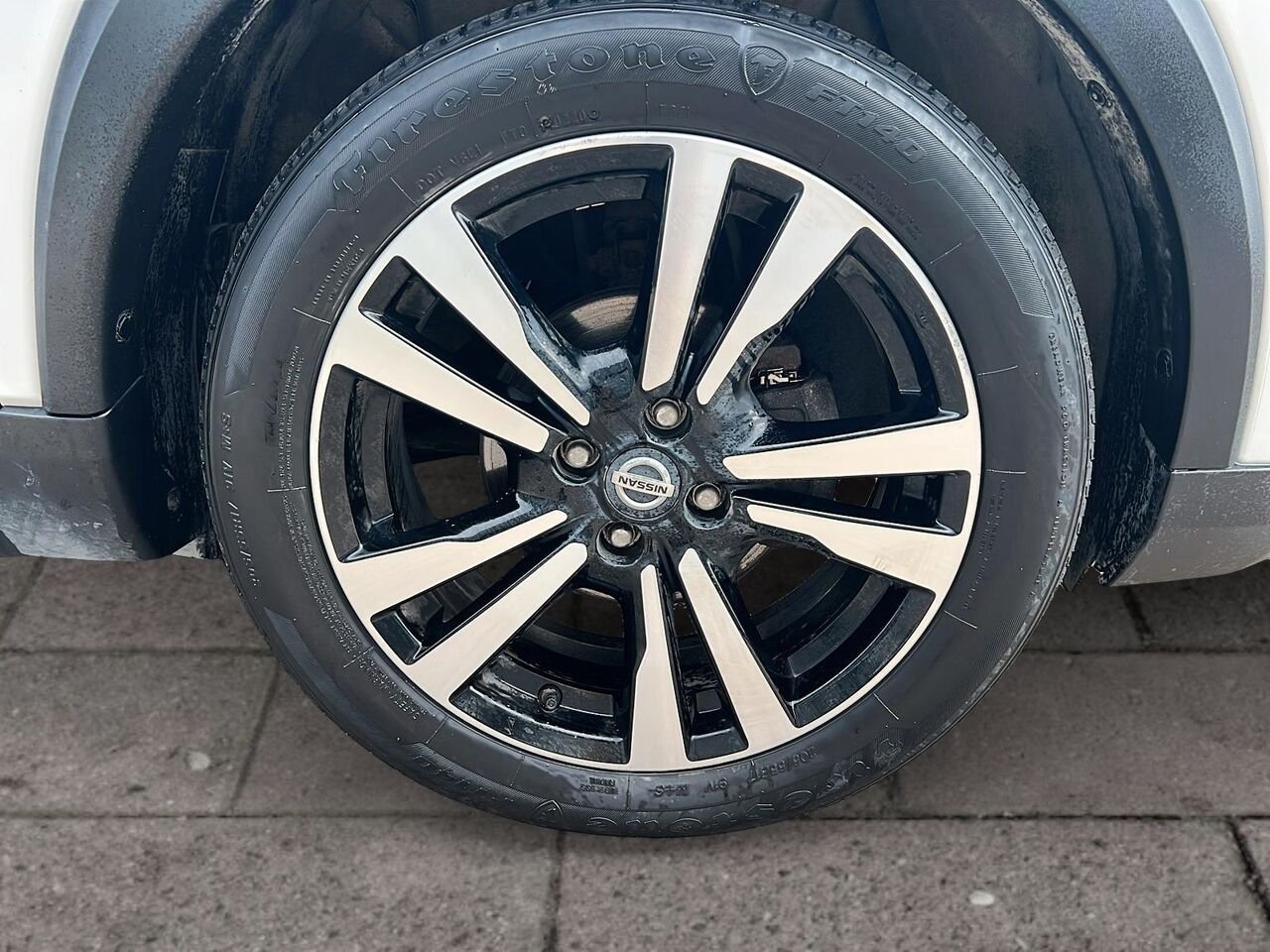 Nissan Kicks SR 2020 Blanc Québec - photo #6