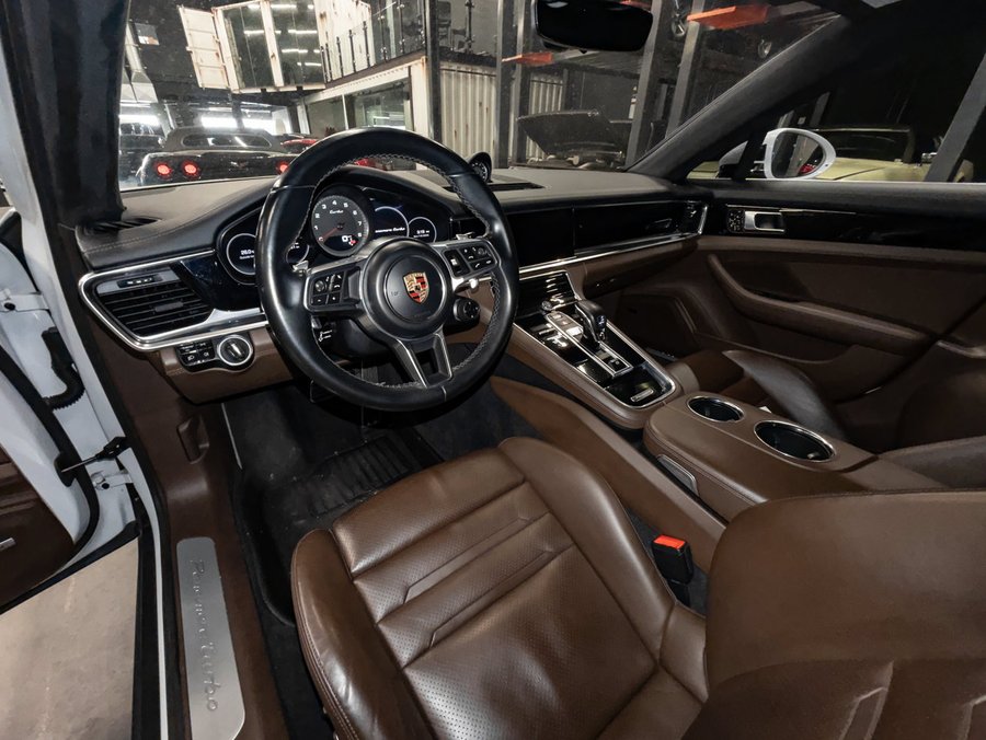 2017 Porsche Panamera 2017