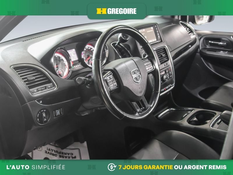 Dodge GR Caravan 820859 | Premium Plus AUTO A/C MAGS CUIR NAV CAM RECUL BLUE 2020 Gris Laval - photo #21