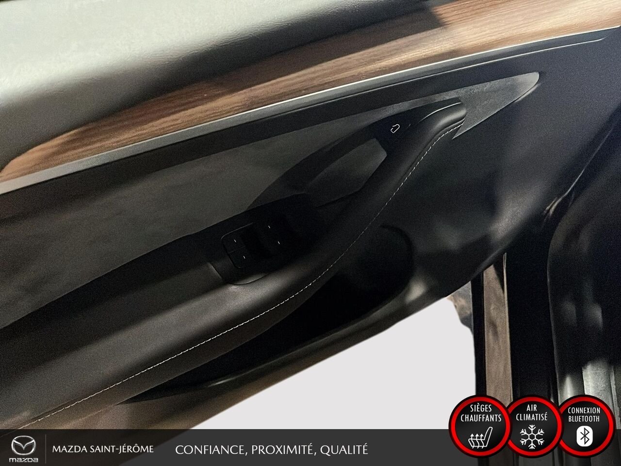 2023 Tesla Model Y MOON ROOF | LEATHER | Black Saint-Jérôme - photo #11