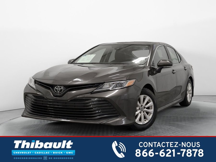 Toyota CAMRY LE Bas Kilométrage Sièges Chauffants 2019 .