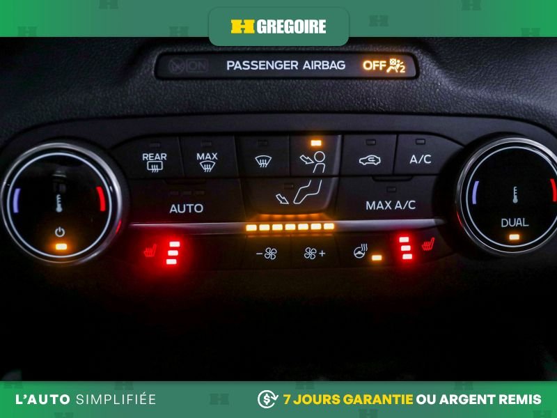 2025 Ford Escape Grey Laval - photo #22