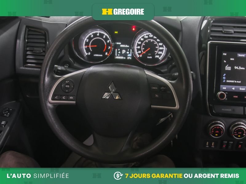 2022 Mitsubishi RVR Grey Saint-Eustache - photo #16