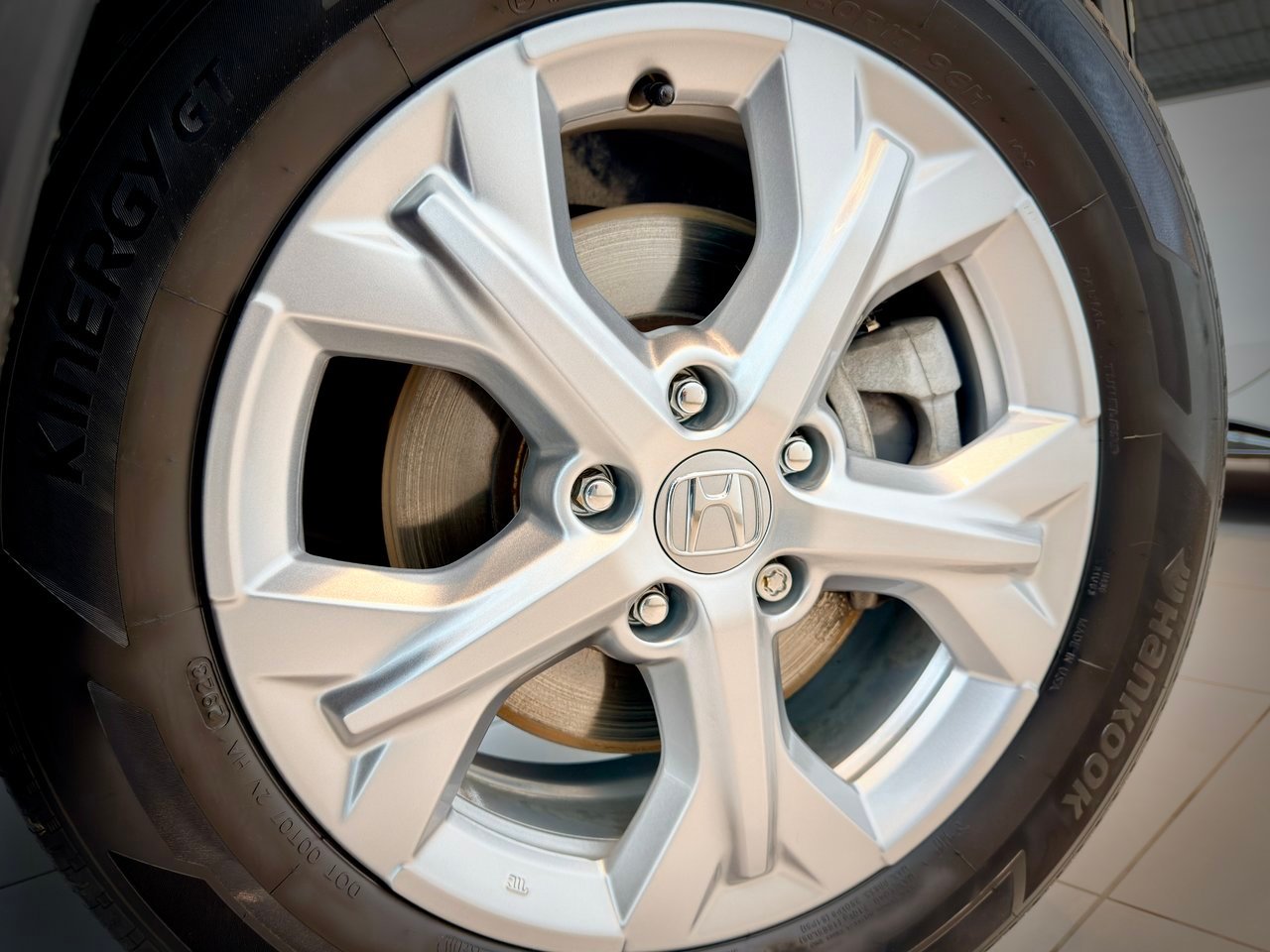 2024 Honda HR-V Black Notre-Dame-des-Prairies - photo #12