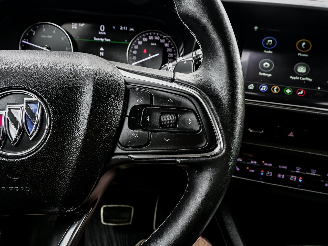 2023 Buick Envision AWD 4dr Essence White Sherwood Park - photo #25