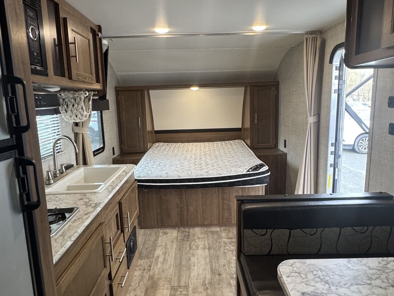GRAND RIVER 267BH. BUNKHOUSE ULTRALITE SERIES 2019 Blanc Granby - photo #21