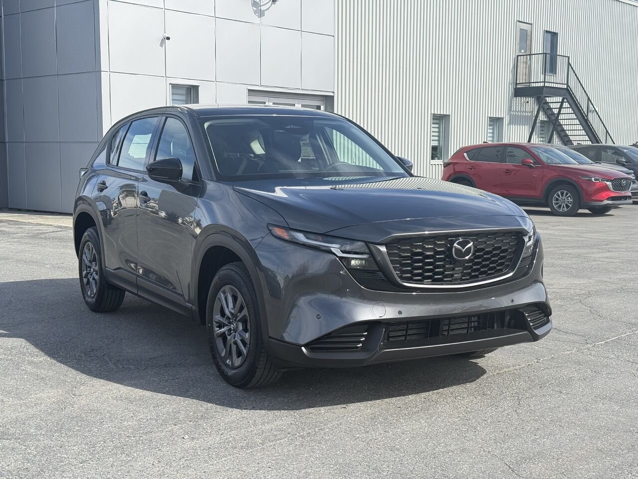 MAZDA CX-5 2660 | GX TI 2026 Gris mécanique métallisé Val-d'Or - photo #2