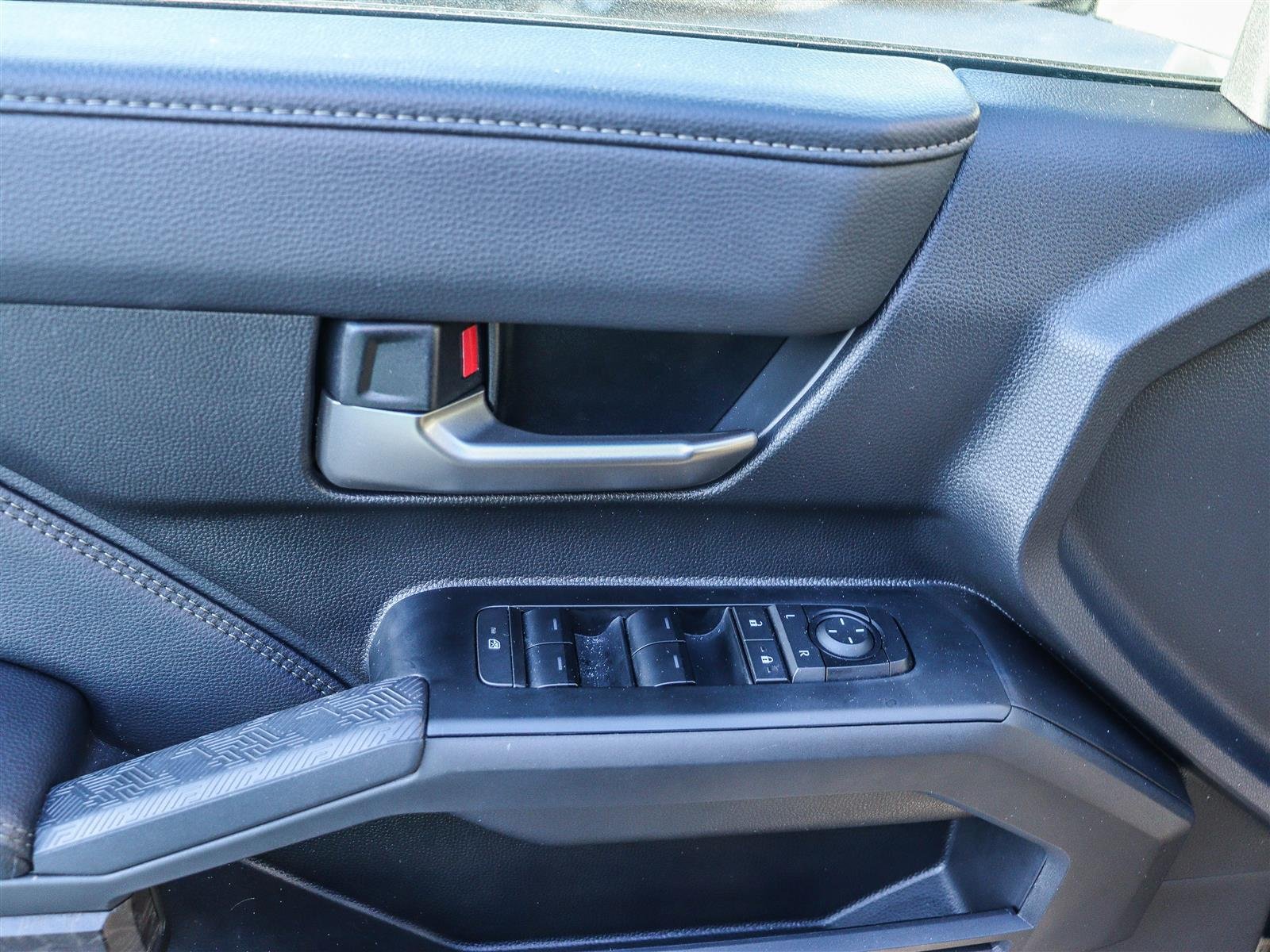 2025 Toyota Tacoma Ottawa & Gatineau - photo #9