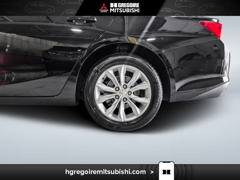 2024 Chevrolet Malibu Black Saint-Eustache - photo #11