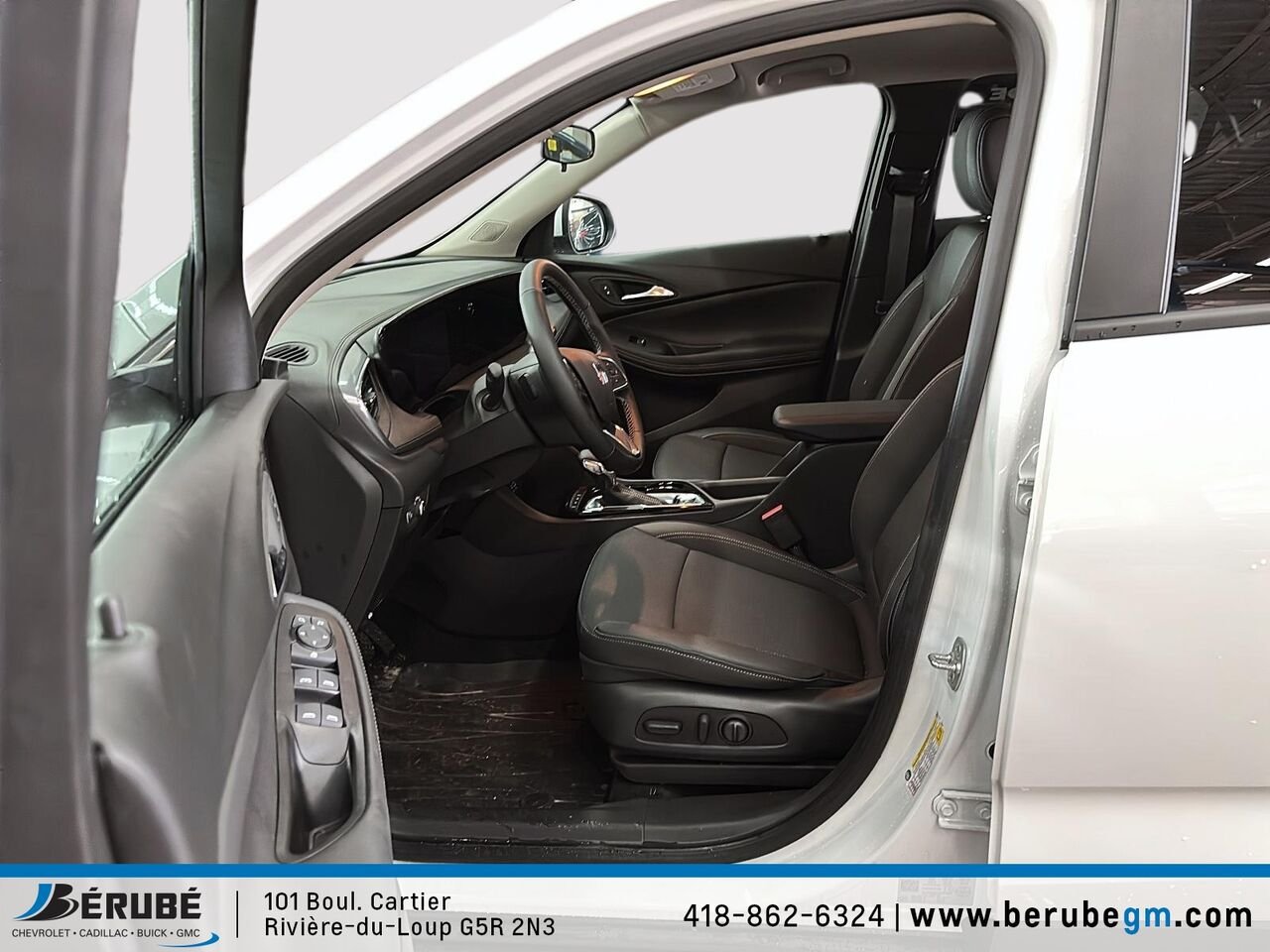 BUICK ENCORE GX 2026 Blanc Rivière-du-Loup - photo #8