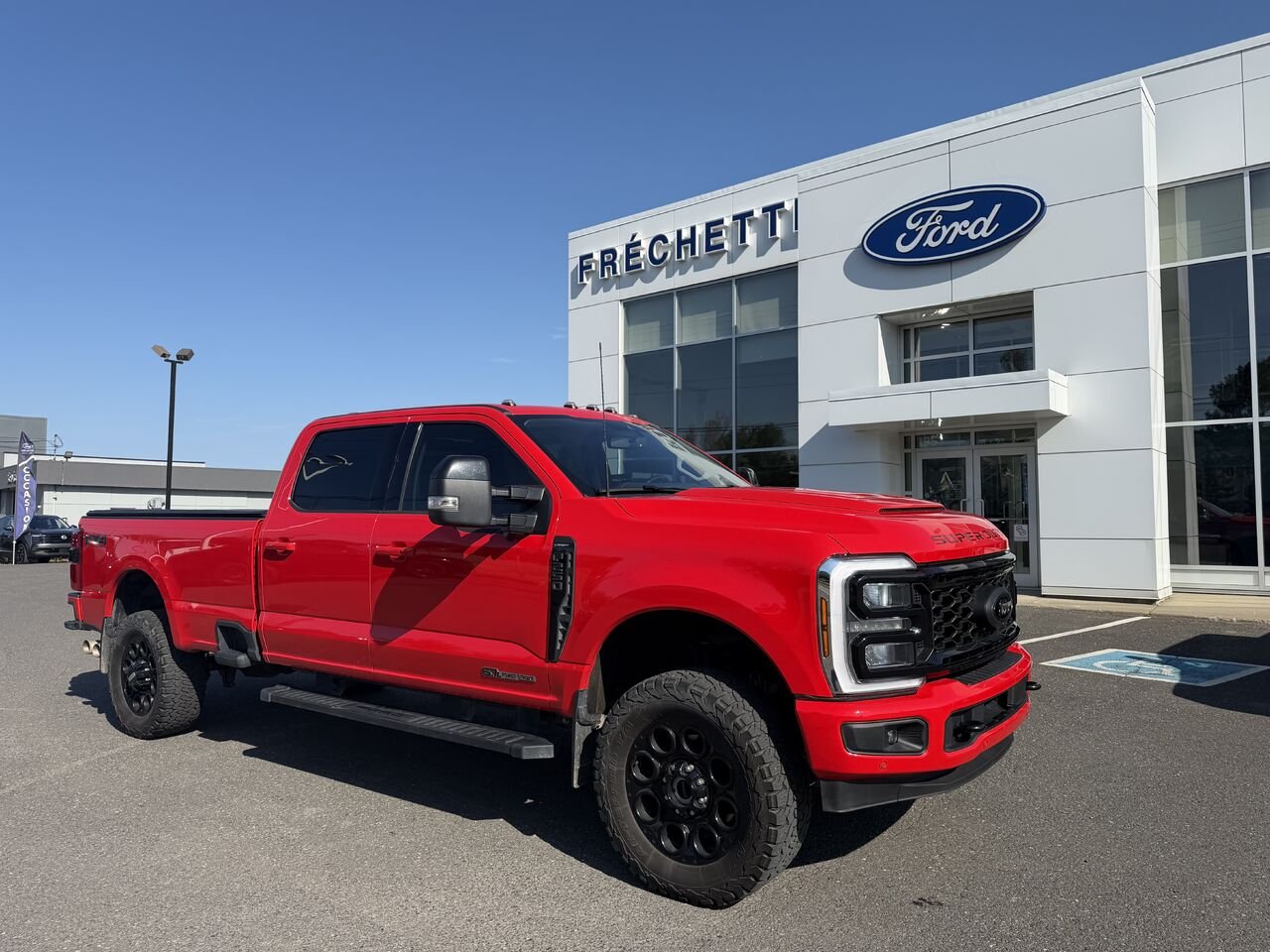 Ford F250 SUPER DUTY 2025 Rouge Montmagny - photo #0