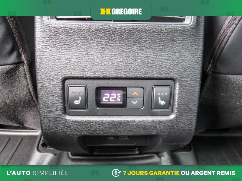 Mitsubishi Outlander V3570 | SEL TOIT PANO + SIEGE CHAUFANT 2023 Noir Laval - photo #23