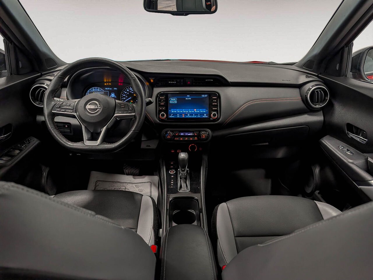 Nissan KICKS SR Cuir Volant et Sièges Chauffants 2023 Rouge Sherbrooke - photo #7
