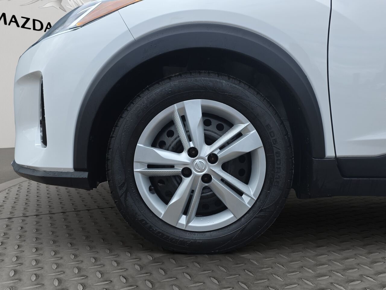 2024 Nissan Kicks S TA, commande audio au volant, bluetooth White Val-David - photo #25