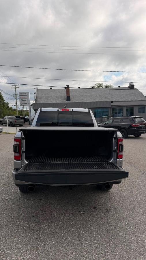 RAM 1500 2023 Gris Lac Mégantic - photo #8