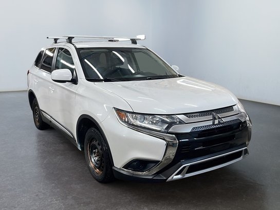 Mitsubishi OUTLANDER AWC ES 2019 Blanc