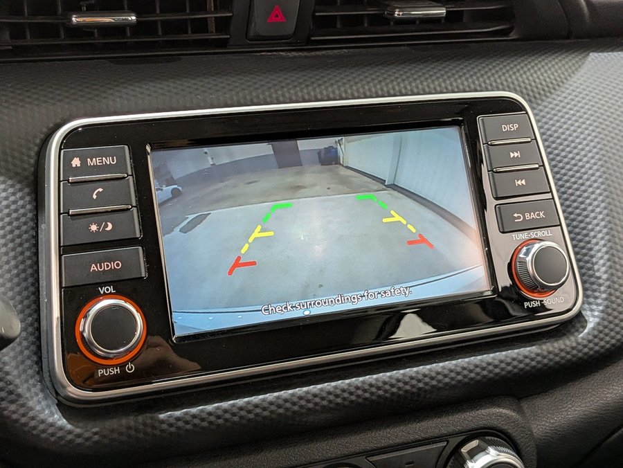 2024 Nissan Kicks White