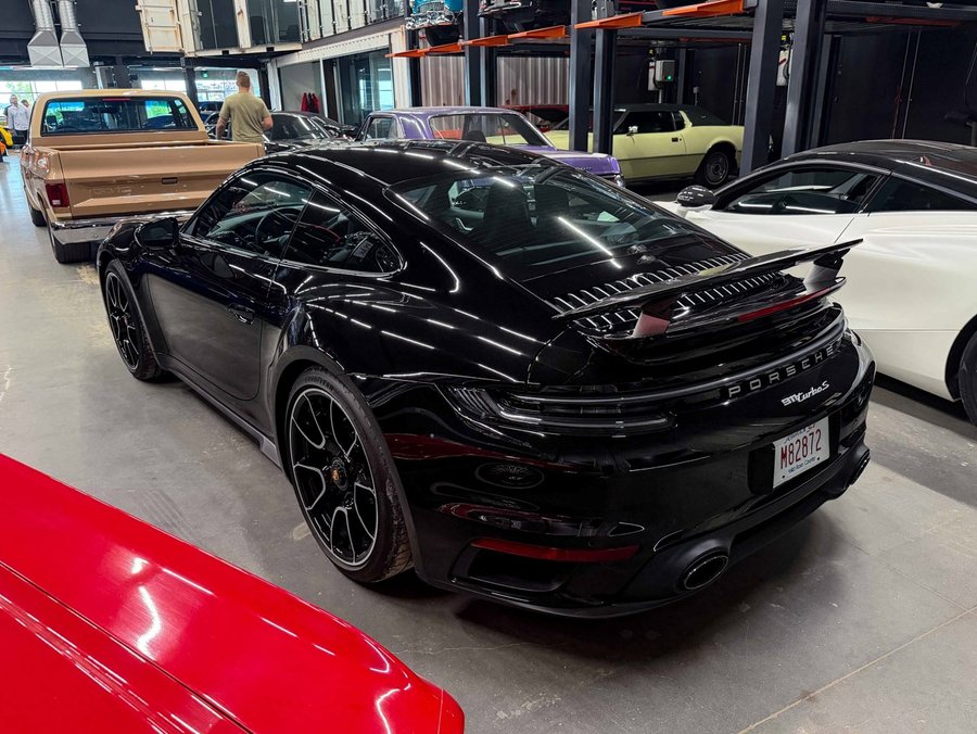 2022 Porsche 911 2022 Black