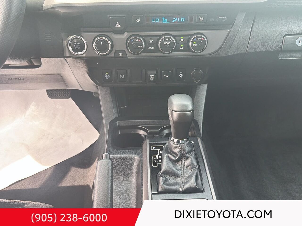 2020 Toyota Tacoma TRD OFFROAD PREMIUM 4WD / V6 / SHORT BED / REAR DIFF LOCK / HEATED SEATS / LEATHER SURFACE / MOONROOF / ALLOY WHEELS Quicksand Mississauga - photo #16