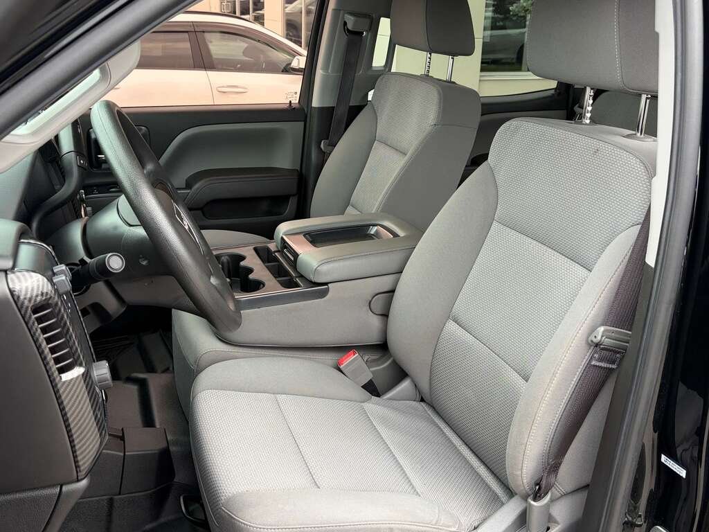 GMC Sierra 1500 Cabine multiplace 4RM 143,5 po 2017 Noir Gatineau - photo #10