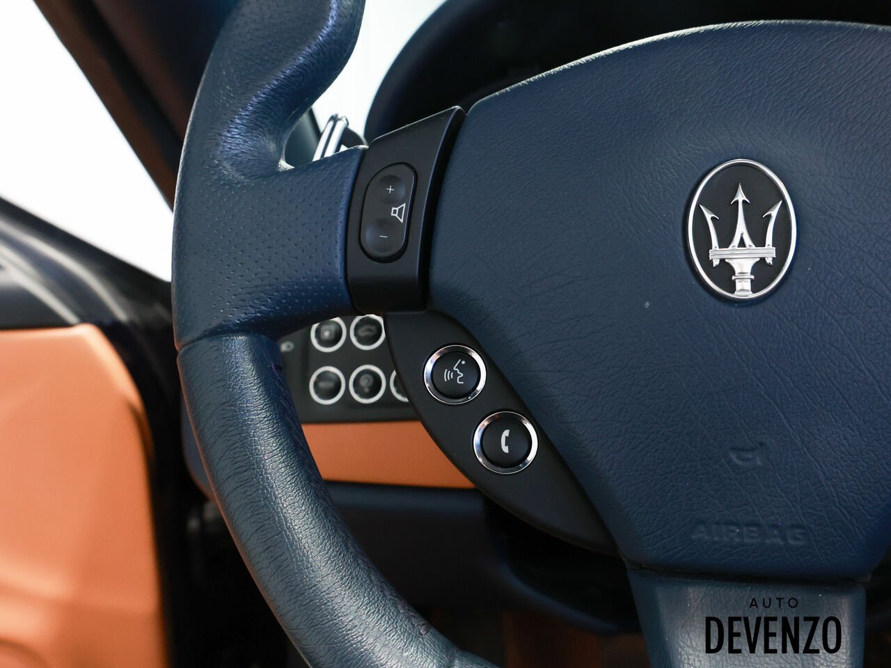Maserati GranTurismo Convertible 2016 Bleu Saint-Eustache - photo #18