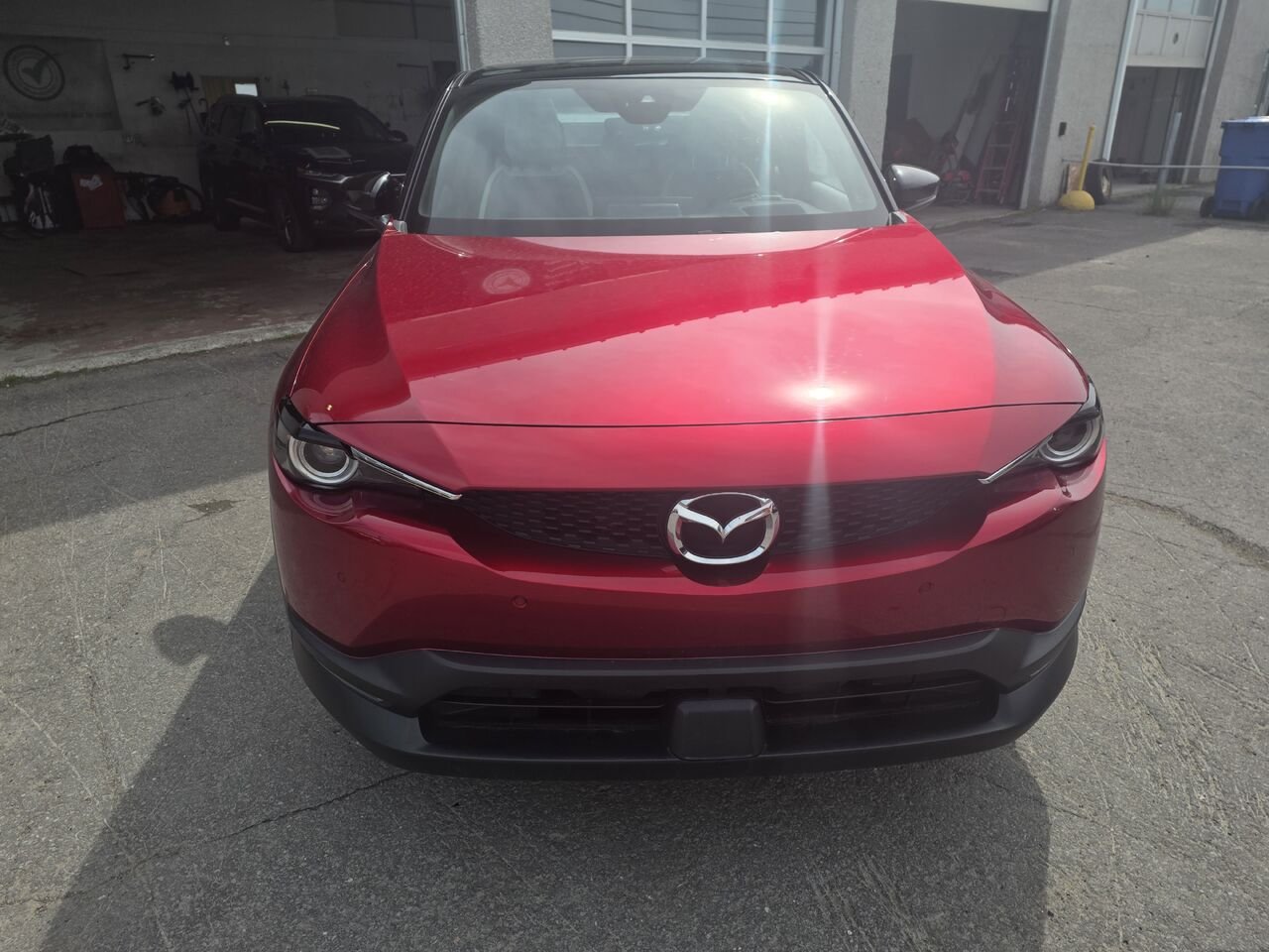 Mazda MX-30 2023 Rouge Longueuil, - photo #8