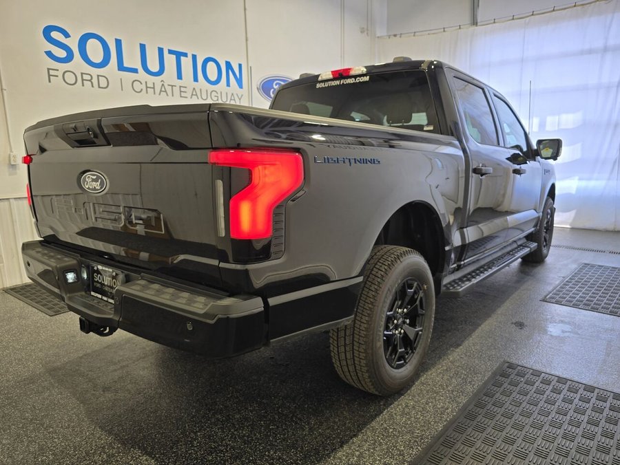 2025 Ford F-150 Lightning F-150 LIGHTNING Agate Black Metallic