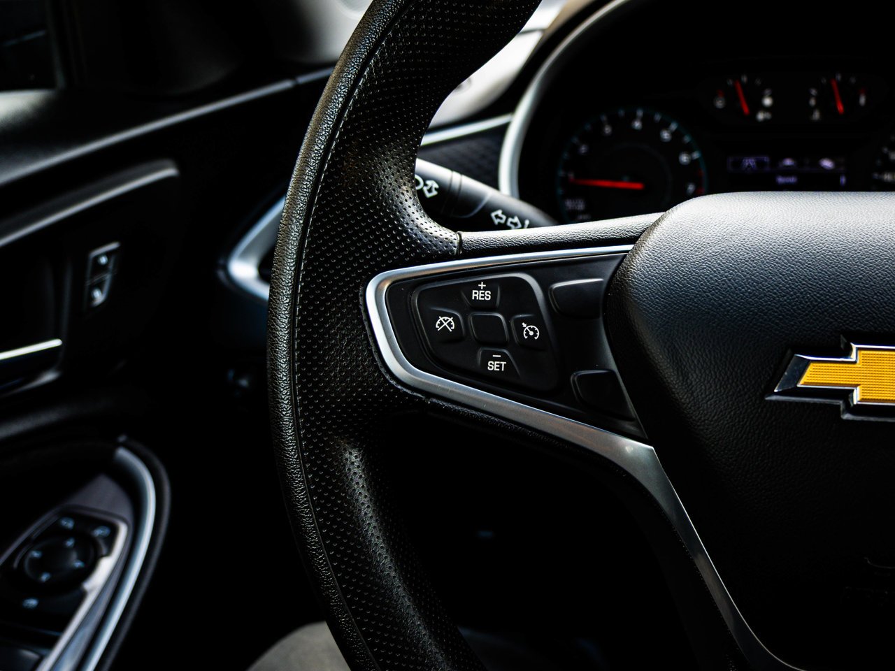 2022 Chevrolet Malibu 4dr Sdn LT Grey Sherwood Park - photo #19
