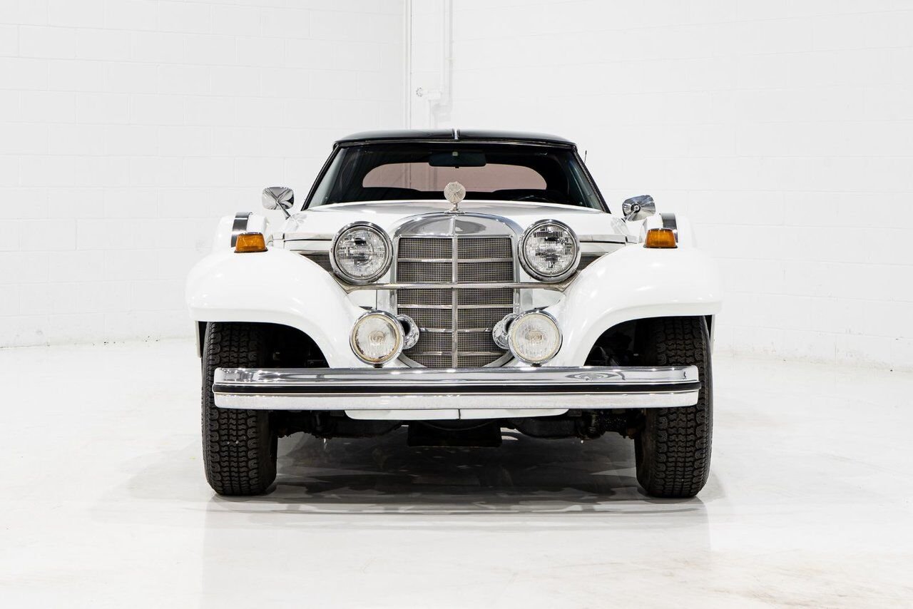 1981 Phillips Motor Car Berlina Coupe Only 1 of 78 produced. Very rare | PRIX EN USD White Montreal - photo #1