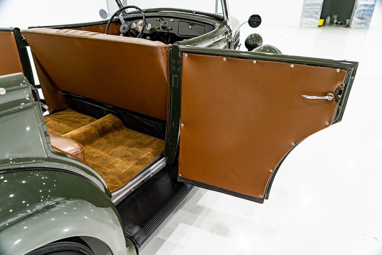 1936 Ford Model 48 Phaeton PRIX EN USD | Beautifully presented in original condition Green Montreal - photo #68