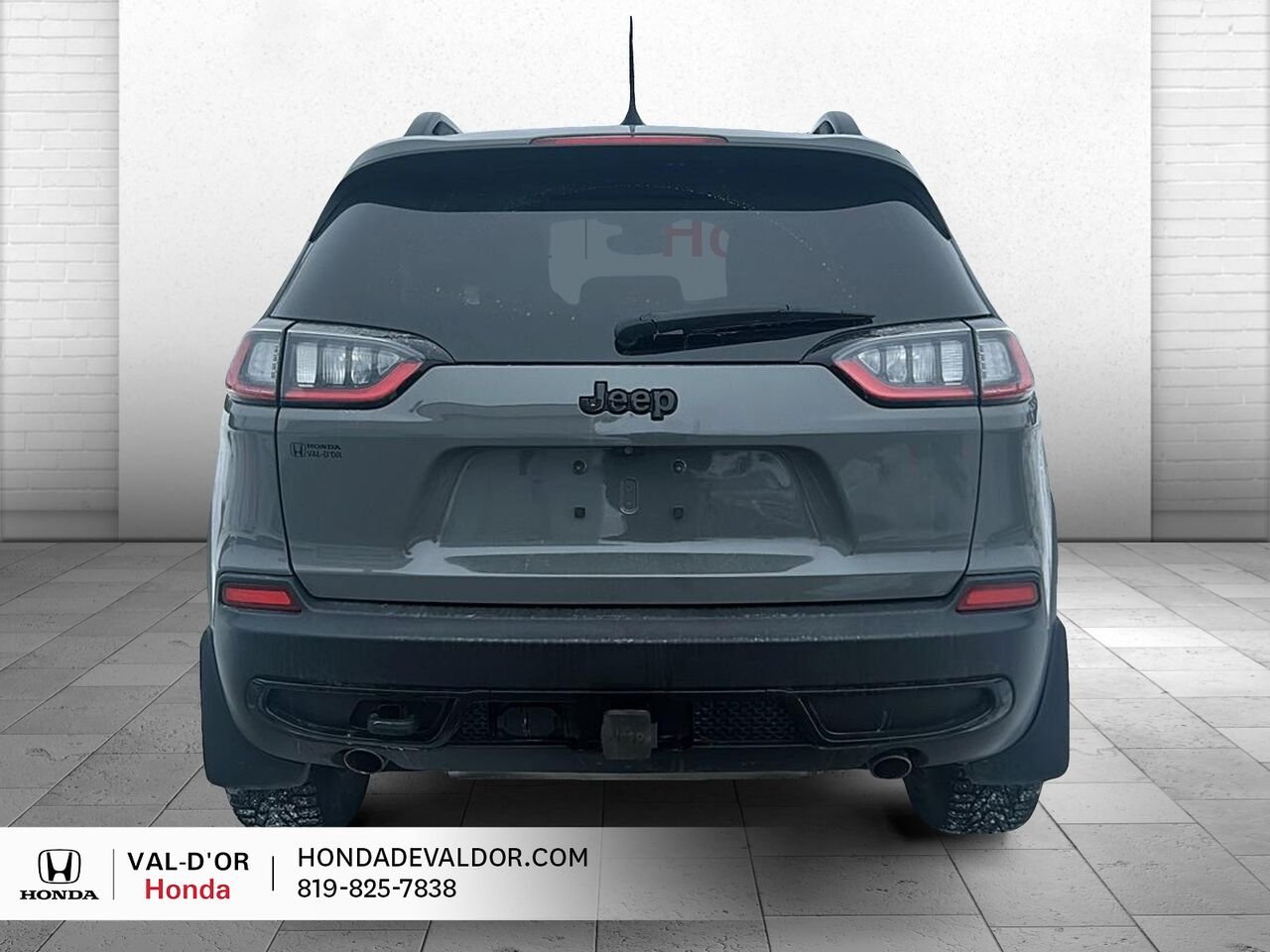 2022 Jeep Cherokee X 4x4 Grey Val-d'Or - photo #2