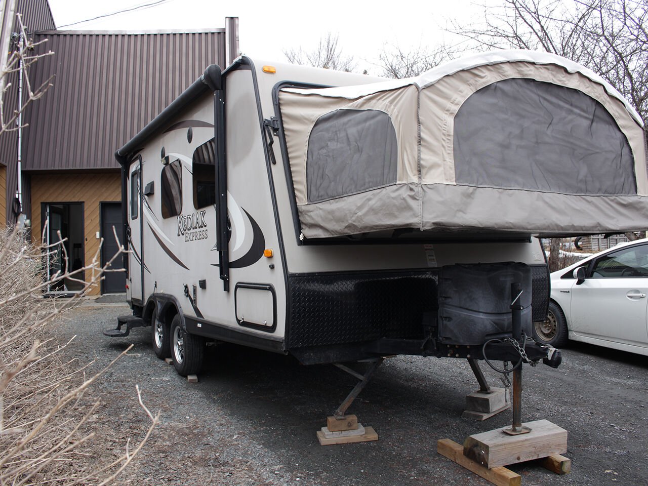 2015 Kodiak DK186 Hybride Beige Lac-Etchemin - photo #0