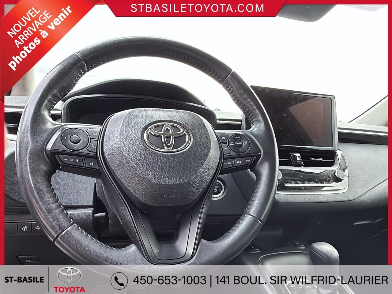 Toyota Corolla Hybride 2023 Noir Saint-Basile-le-Grand - photo #4