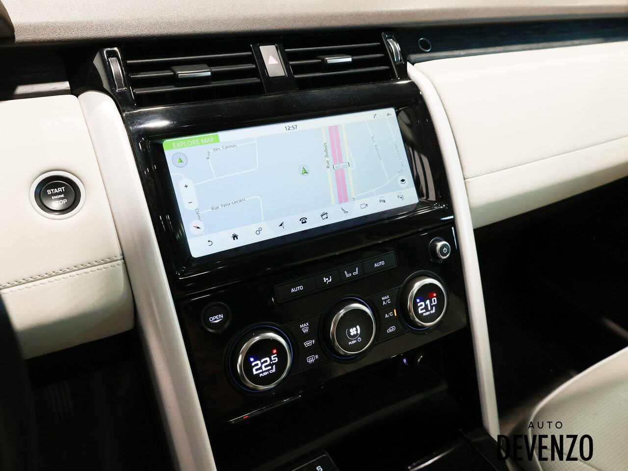 2019 Land Rover Discovery Silver Saint-Eustache - photo #15
