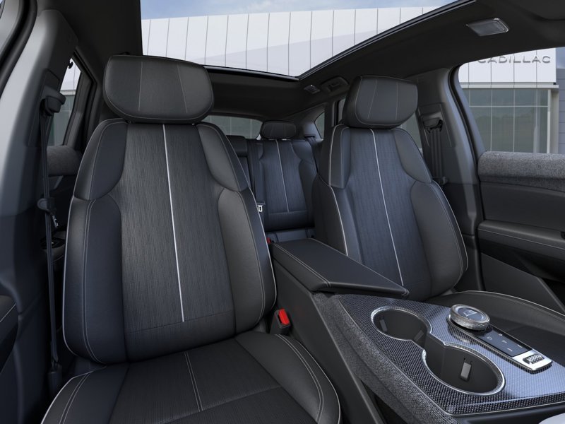 CADILLAC OPTIQ Sport haut de gamme 4 portes 2027 Teinte rouge éclatant Sherbrooke - photo #15