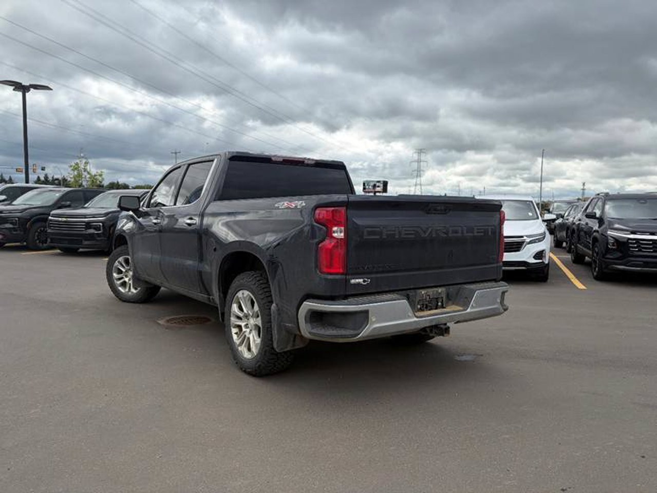 2024 Chevrolet Silverado 1500 4WD Crew Cab 147 LTZ Grey Sherwood Park - photo #3