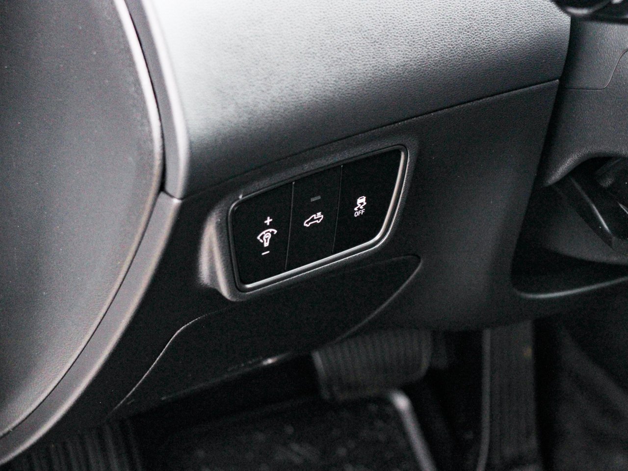 2024 Hyundai Santa Cruz Ultimate AWD White Sherwood Park - photo #16