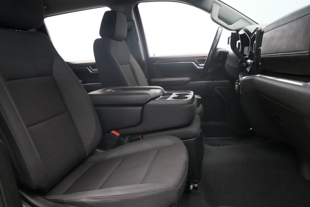 Chevrolet Silverado 1500 NIV 3GCUKDED7SG189713 2025 Gris Chicoutimi - photo #14
